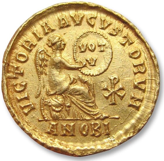 Roman Empire. Valentinian II (AD 375-392). Gold Solidus,Antioch mint Aug. 378 - Aug. 383 A.D. - Quinquennalia issue - Rare!