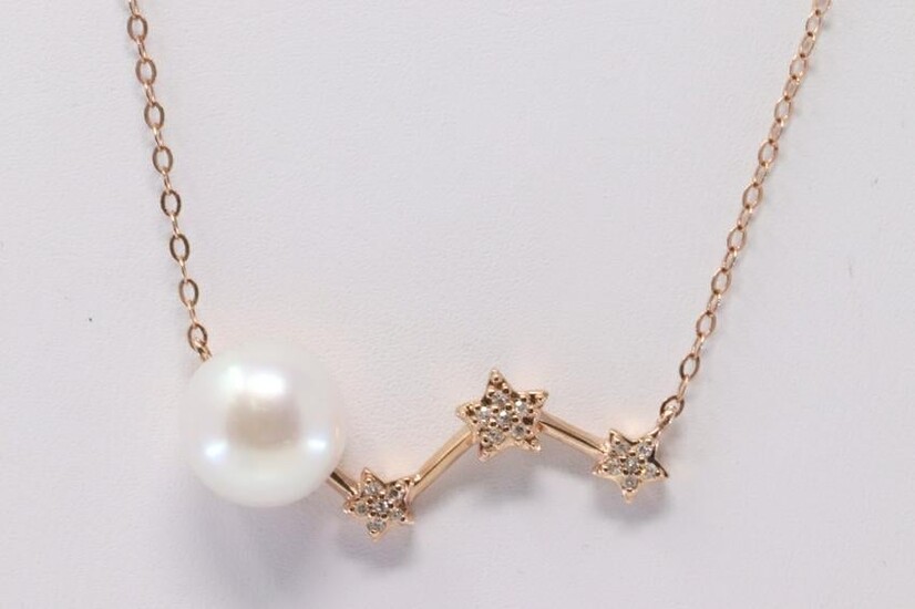 Rose Gold Pearl Diamond Necklace.