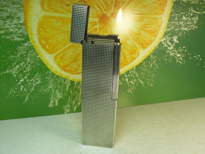 S.T. Dupont - Diamond tip - Table lighter