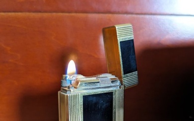 S.T. Dupont - Line 2 - Pocket lighter - Gold-plated, Lacquer