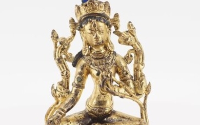 Sculpture - Cast and chased bronze with lacquer gilding - Syamatara - The Green Tara - Tibet - End of 17th century - Early 18th century