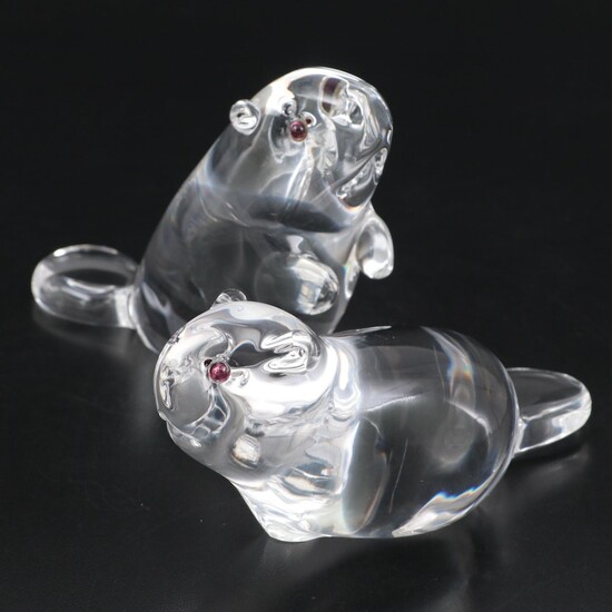 Steuben Art Glass "Beaver with Garnet Eyes" Figurines Designed by Lloyd Atkins