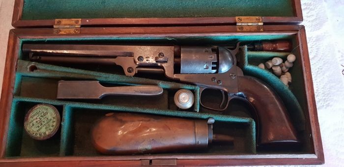 USA / London - Colt - 1851 Navy - Hand - Percussion - Revolver - 36