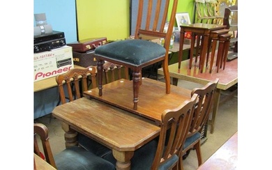 VICTORIAN MAHOGANY DINING TABLE AND CHAIRS