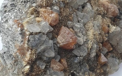 scheelite Mineral Collection - 113×55×185 mm - 985 g