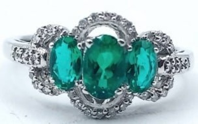 10K White Gold Emerald & White Sapphire Ring