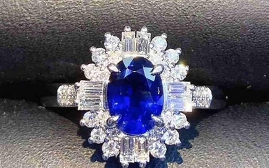 18 kt.White gold Ring-1.0ct Sapphire 0.78 ct Diamond