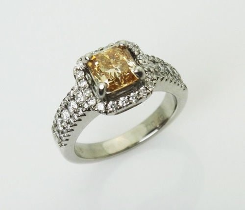 18K White Gold 1.60 TCW Natural Fancy Brown Yellow and White Diamond Ring Size 4
