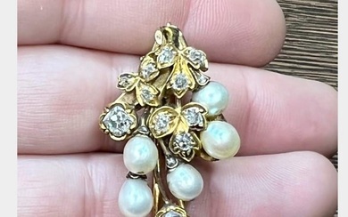 18K Yellow Gold Natural Pearl and Diamond Brooch