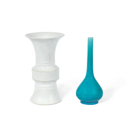 A turquoise-glazed bottle vase and a white-glazed archaistic beaker vase