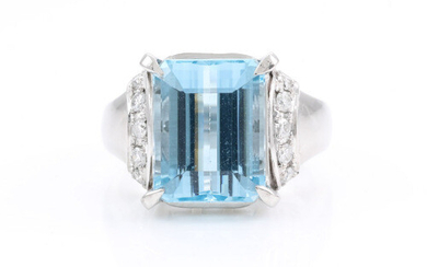 6.27ct Aquamarine and Diamond Ring