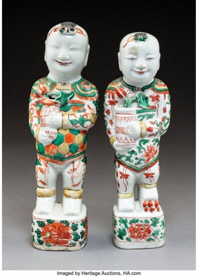 78096: A Pair of Chinese Famille Verte Porcelain Standi