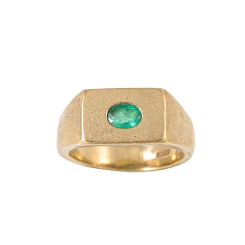 A 9CT YELLOW GOLD DRESS RING, set with an emerald, (9.8 g.) ...