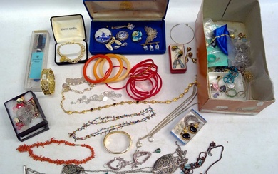A Box of Costume Jewellery including Delft Jewellery from Holland,...