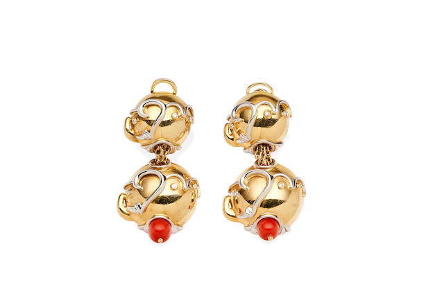 A PAIR OF GOLD, DIAMOND & CORAL PENDENT EARCLIPS