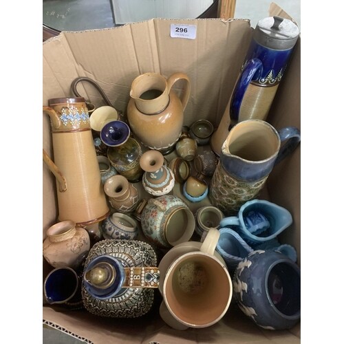 A box of Royal Doulton ceramics and various glassware