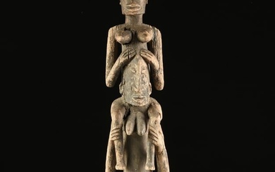 AN AFRICAN TOTEM, DOGON DOUBLE "MATERNITY" WOOD FIGURE ON STAND, BANDIAGRA REGION, MALI, EARLY/MID 2