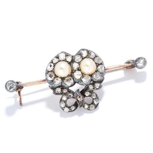 ANTIQUE PEARL AND DIAMOND SWEETHEART BROOCH in yellow