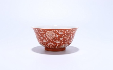 Alum red white flower pattern bowl