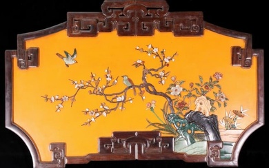 An exquisite lacquered huanghuali wood hanging screen with flower and bird patterns inlaid with gems