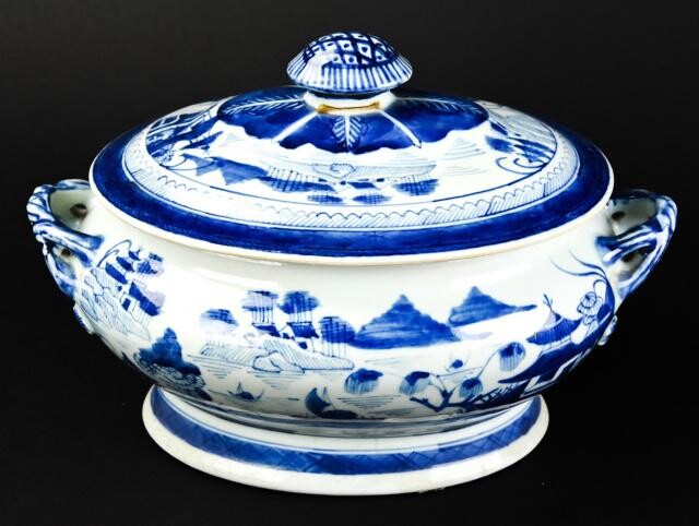 Chinese Canton Hand Painted Porcelain Tureen