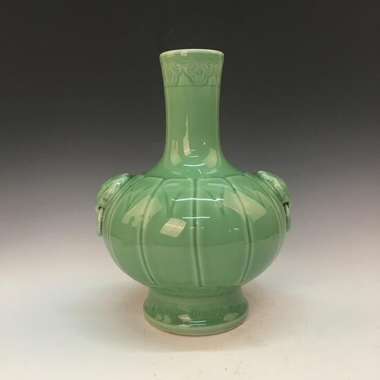 Chinese Green Glazed Vase, Qianlong Mark