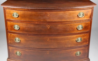 Connecticut Chippendale Cherrywood Bow Front Chest of Drawers, early 19th Century
