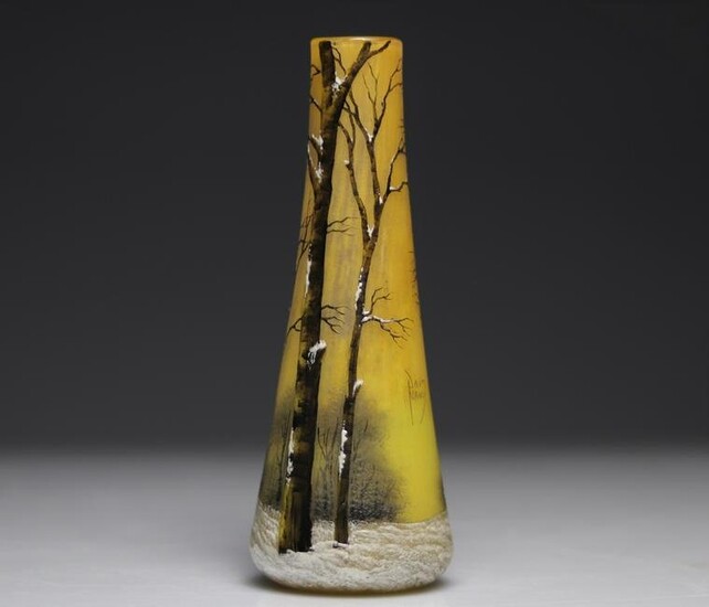 Daum Nancy vase decorated with snow in the undergrowth