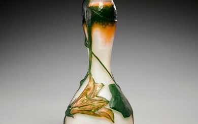 Daum (attrib.), martele cameo glass vase