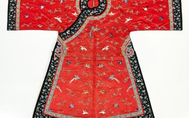 Fine Chinese Silk Embroidered Robe Depicting Birds