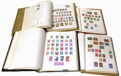 General all-world stamp collection in four albums