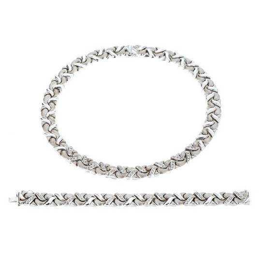 Gold necklace and bracelet set with diamonds