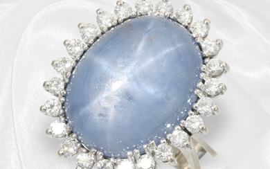 High-quality vintage goldsmith's ring with exceptionally large, untreated star sapphire of approx. 48ct and brilliant-cut diamonds