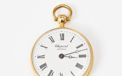 L.U. CHOPARD & CIE, lady's pendant, 18k gold, Geneva, white enamelled dial, roman numerals, plastic crystal.