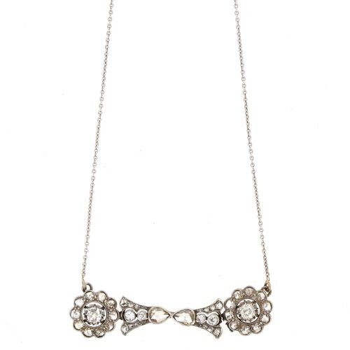 Necklace in 18 K (750 °/°°°) white gold with fine...