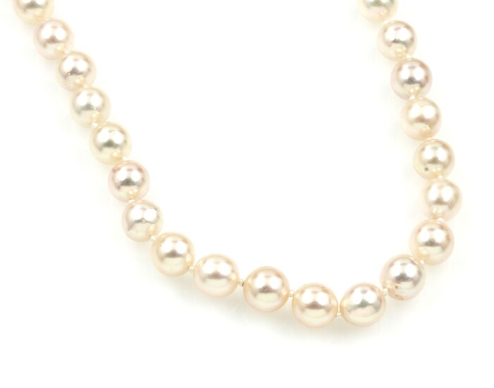 Necklace made of cultured akoya pearls, endless,...