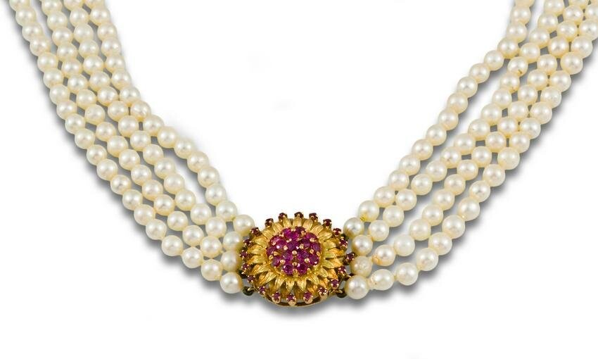 Necklace with cultured pearls, 18kt. yellow gold, pink