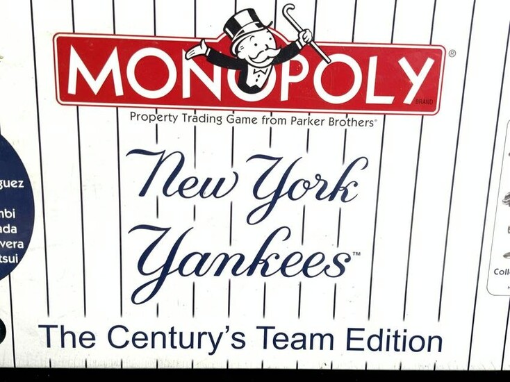 Packaged MONOPOLY NEW YORK YANKEES Edition