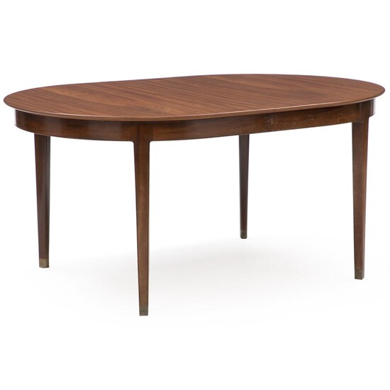 NOT SOLD. Peder Pedersen: Dining table of mahogany with profiled edges and brass shoes, including one extension leaf. H. 75 cm. L. 159 cm/190 cm W. 110.5 cm. (2) – Bruun Rasmussen Auctioneers of Fine Art