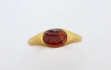 Roman Gold Ring with Clasped Hands Intaglio 1st-3rd Century AD