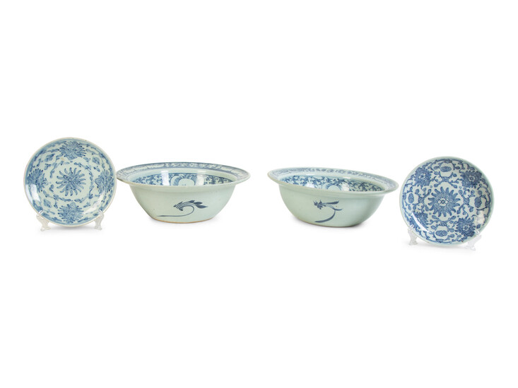 Two Chinese Blue and White Porcleain Lotus Bowls and Two Small Plates