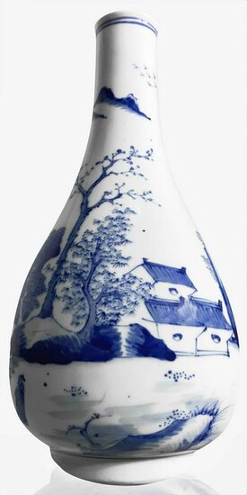 Vase Blue / white porcelain, finely decorated with