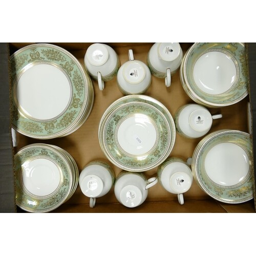 Wedgwood Columbia patterned dinner and tea ware to include: ...