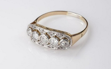 14K Art Deco 5 stone diamond ring