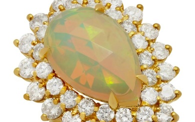14k Yellow Gold 4.48ct Opal 2.59ct Diamond Ring