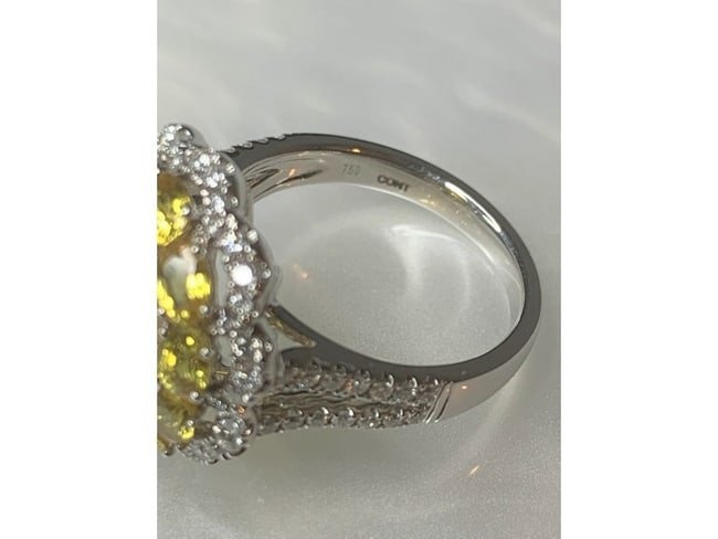 18K White Gold Oval Cut Yellow Sapphire Diamond Ring