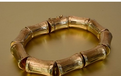 18ct Gold Bamboo Shaped Bracelet weighing 44g, measures appr...