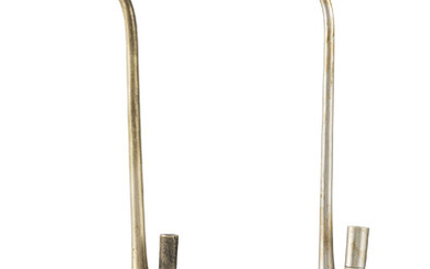 2 pipes à eau en métal, Chine, XXe s., h. 34,5 cm