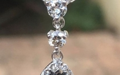 18 kt. White gold - Necklace - 1.69 ct Sapphire - Diamonds