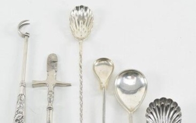 6 Sterling and plated silver serving items, olive